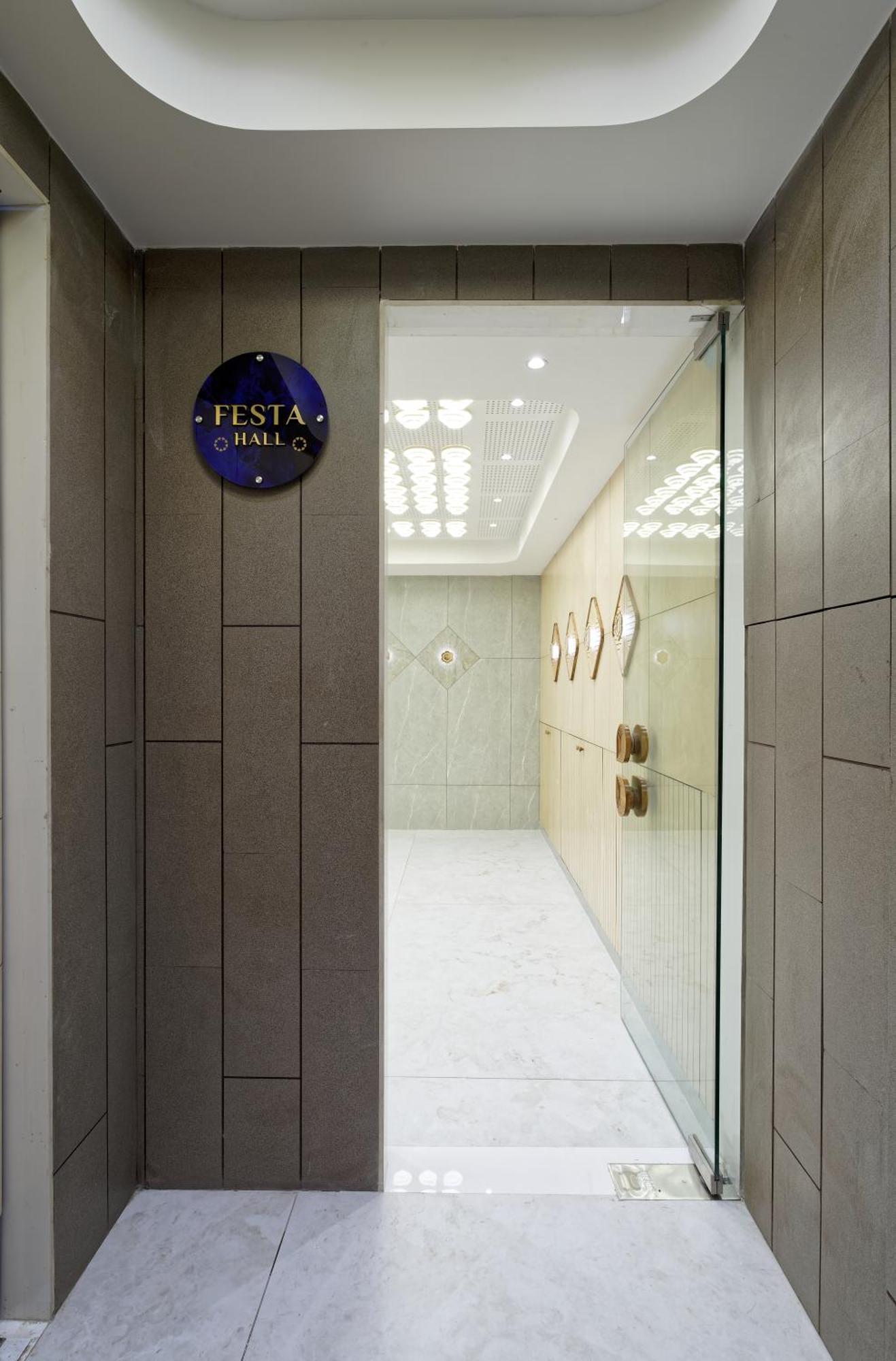Exora Inn Ahmedabad Exterior photo