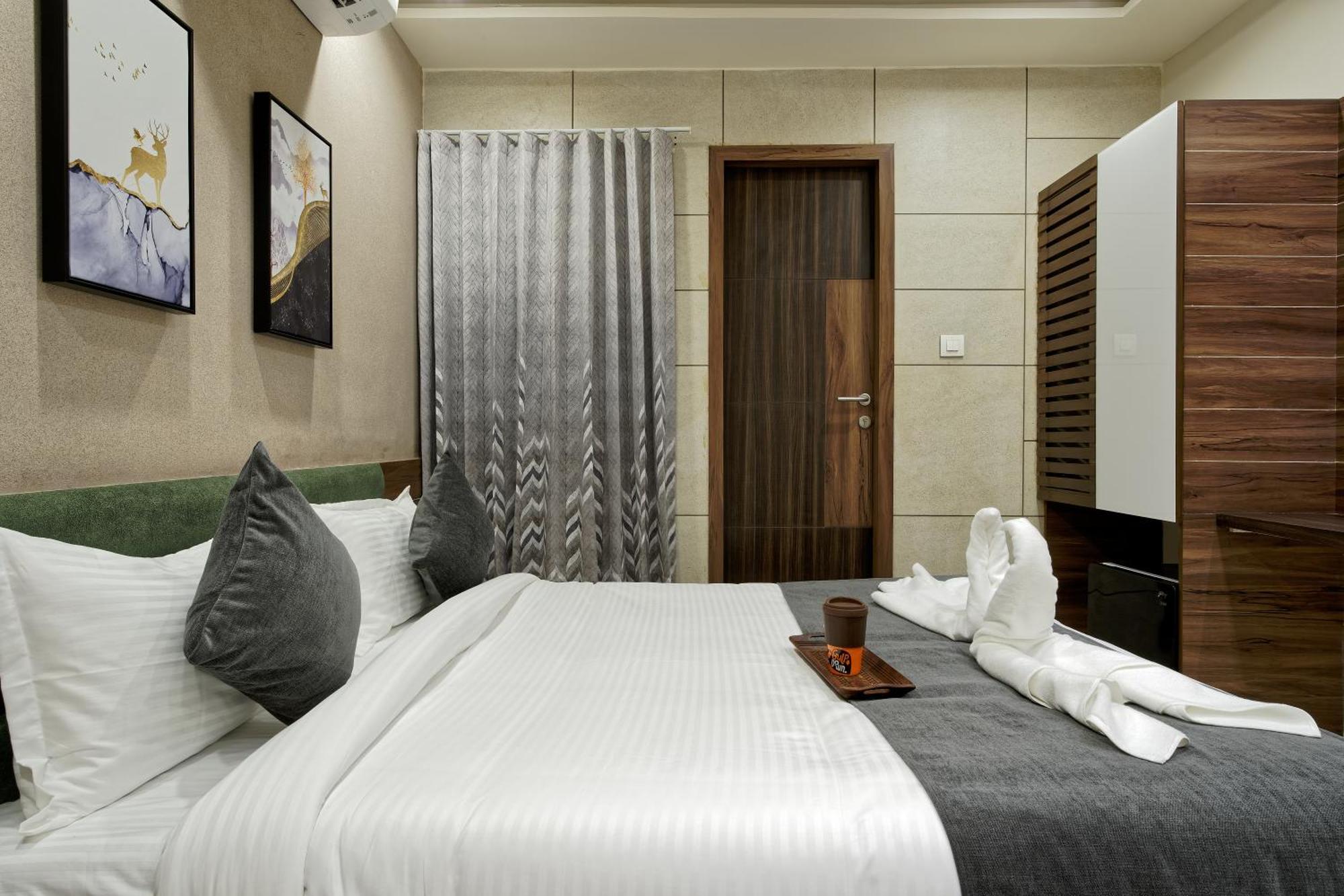 Exora Inn Ahmedabad Exterior photo